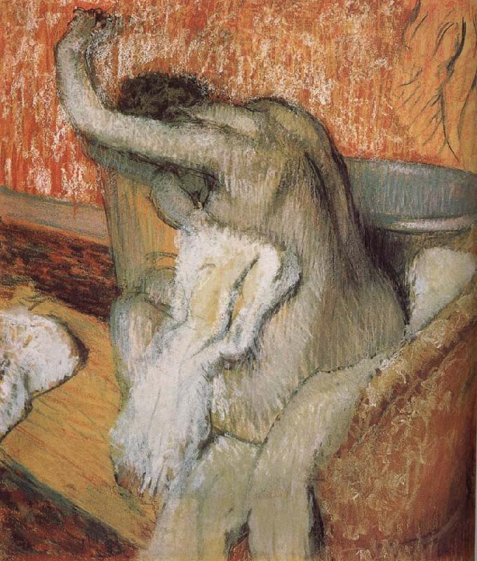  The lady wiping body after bath